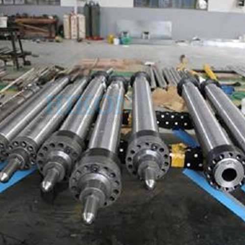 Injection Moulding Screw Barrels Manufacturers, Suppliers and Exporters in Delhi